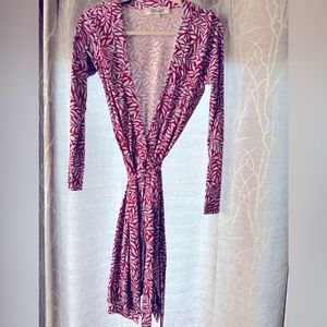 Diane Von Furstenberg wrap dress size 6